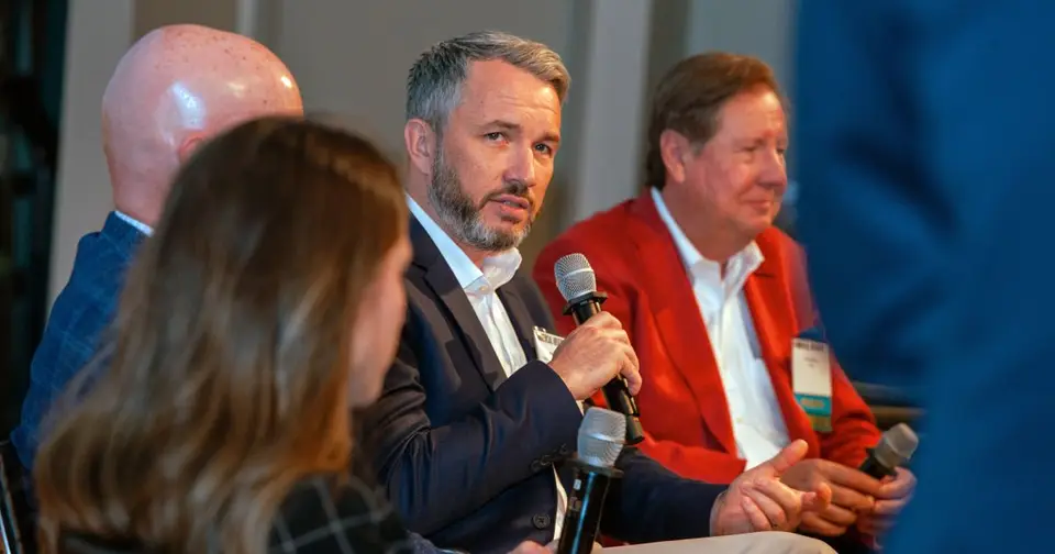New York Forum Explores Data Center Development Challenges Amid AI Boom and Regulatory Scrutiny