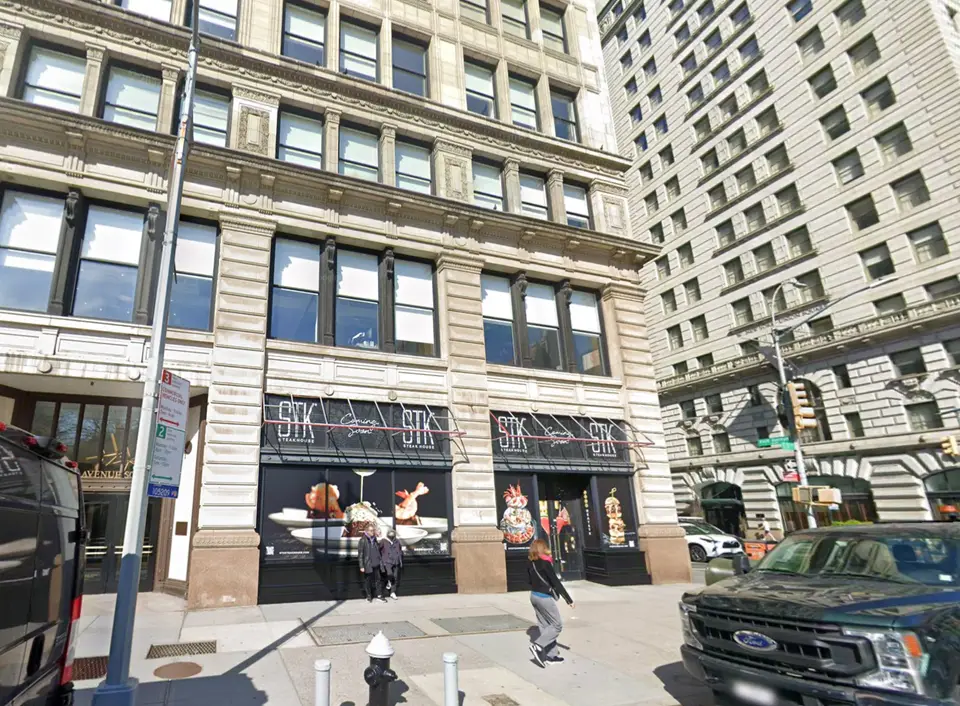 Union Square Steakhouse Lease Dispute Escalates Over Alleged Debris and Rent Payment