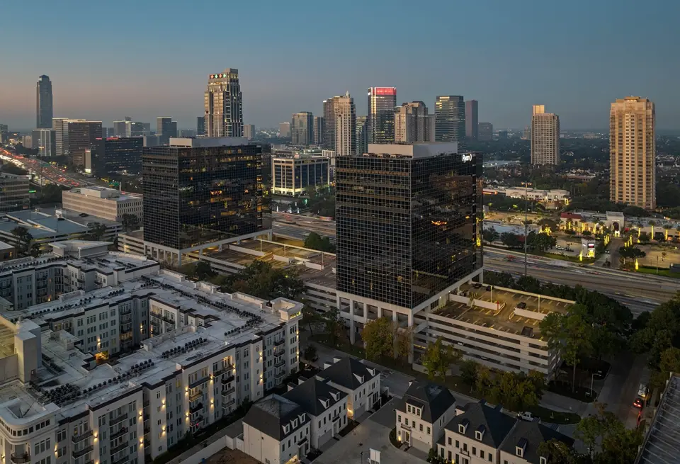 Houston Office Market Sees Multiple Property Sales, Including Vacant and High-Occupancy Assets