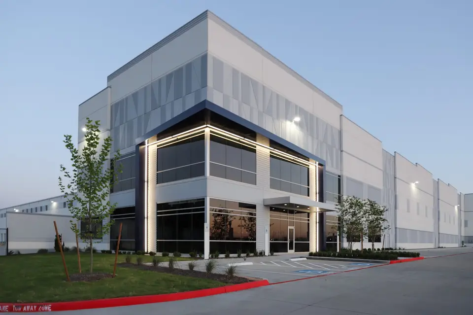 Wesco Distribution Leases Over 376,000 SF at Channelview Logistics Center