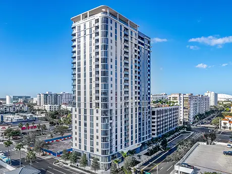 Walker & Dunlop Arranges $75 Million Refinancing for St. Petersburg Multifamily Tower