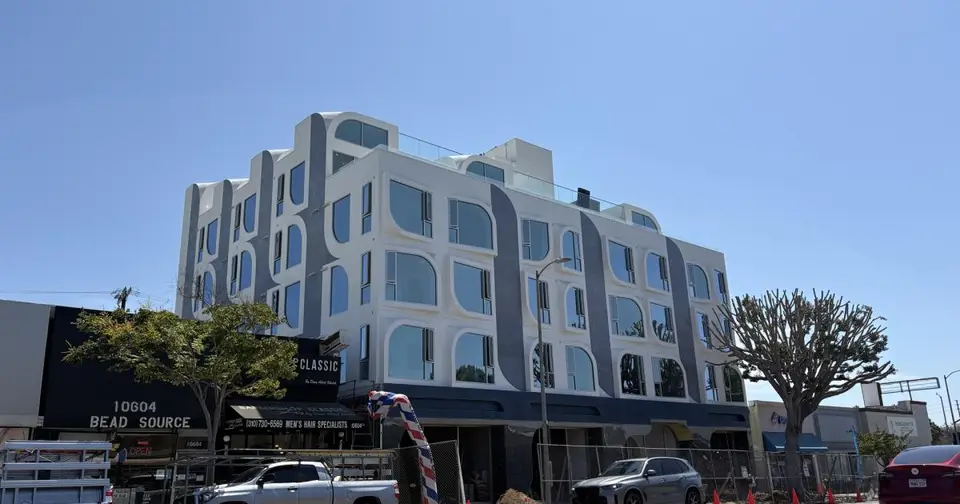 Mixed-Use Development Nears Completion on Pico Boulevard in Los Angeles
