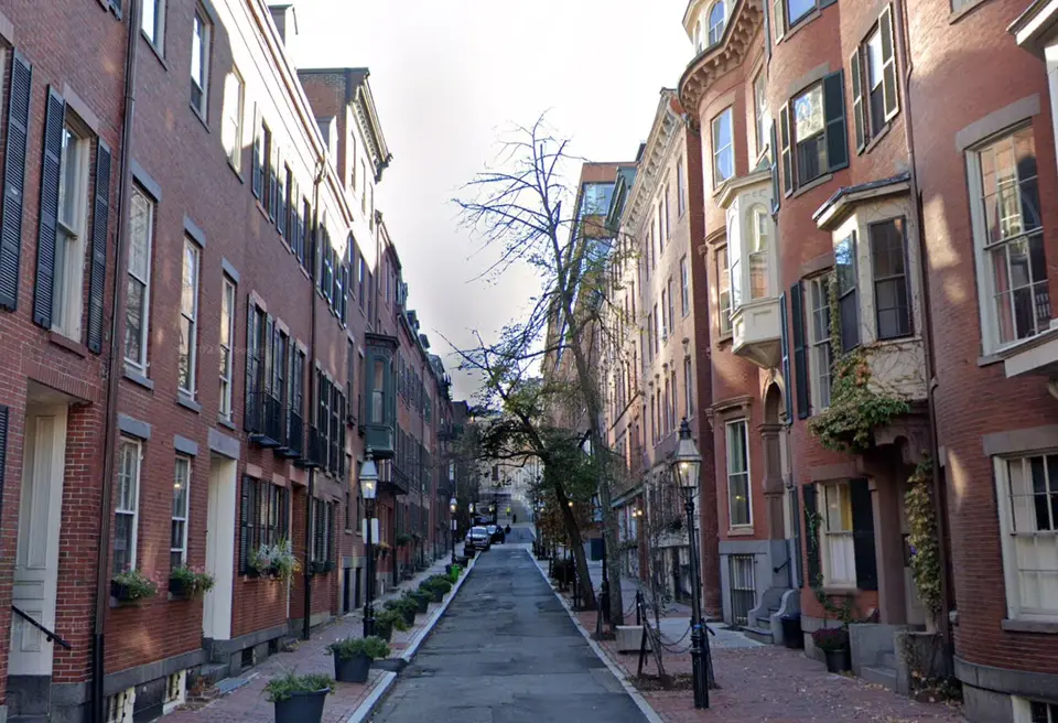 The Davis Cos. Puts 16-Building Historic Multifamily Portfolio on Market in Boston