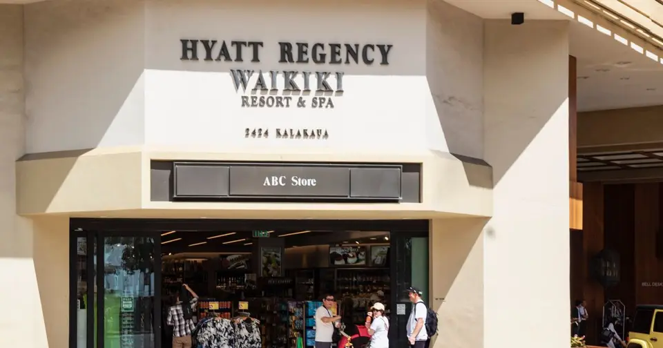 Hyatt Regency Waikiki Beach Resort CMBS Loan Defaults, Enters Special Servicing