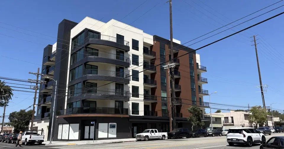Helio Completes 64-Unit Mixed-Use Project with Retail in Los Angeles' Palms Neighborhood