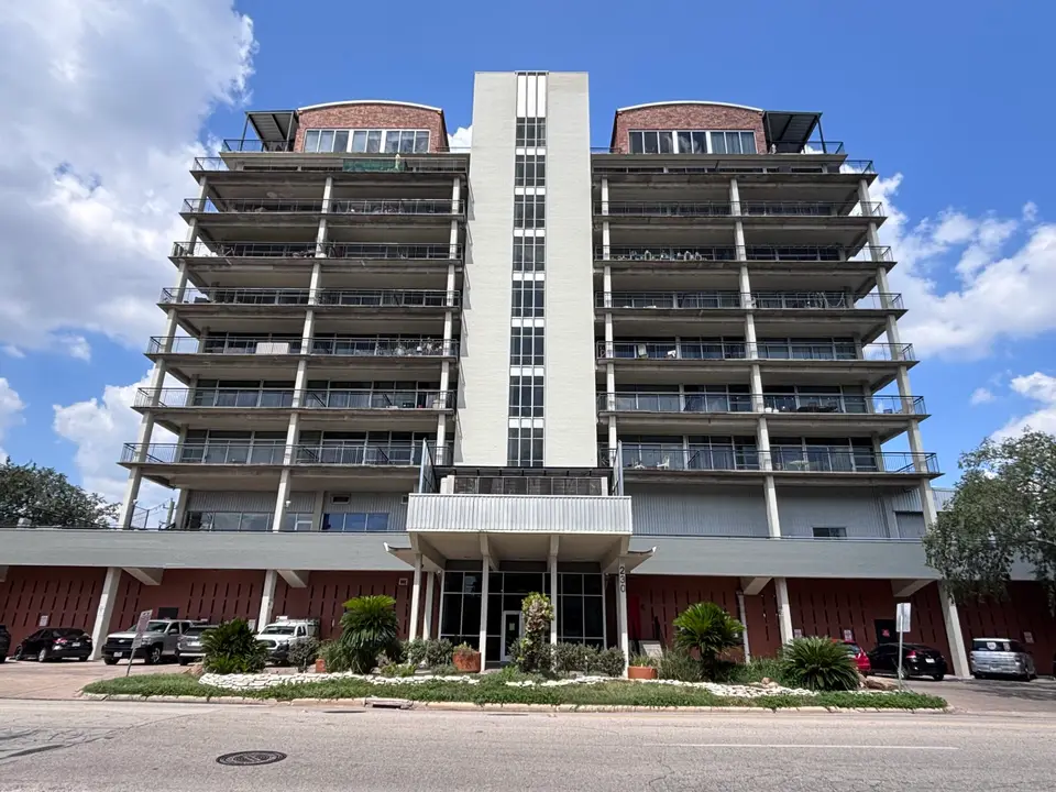 Fat Property Acquires 131 Multifamily Units in Houston's Midtown